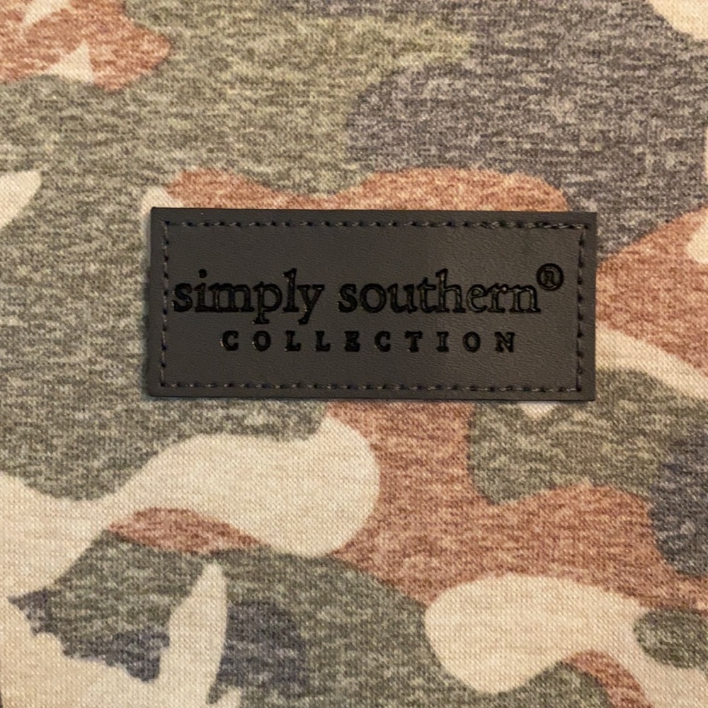 Simply Southern Long Sleeve Shirt with Pockets - Picture 3 of 8
